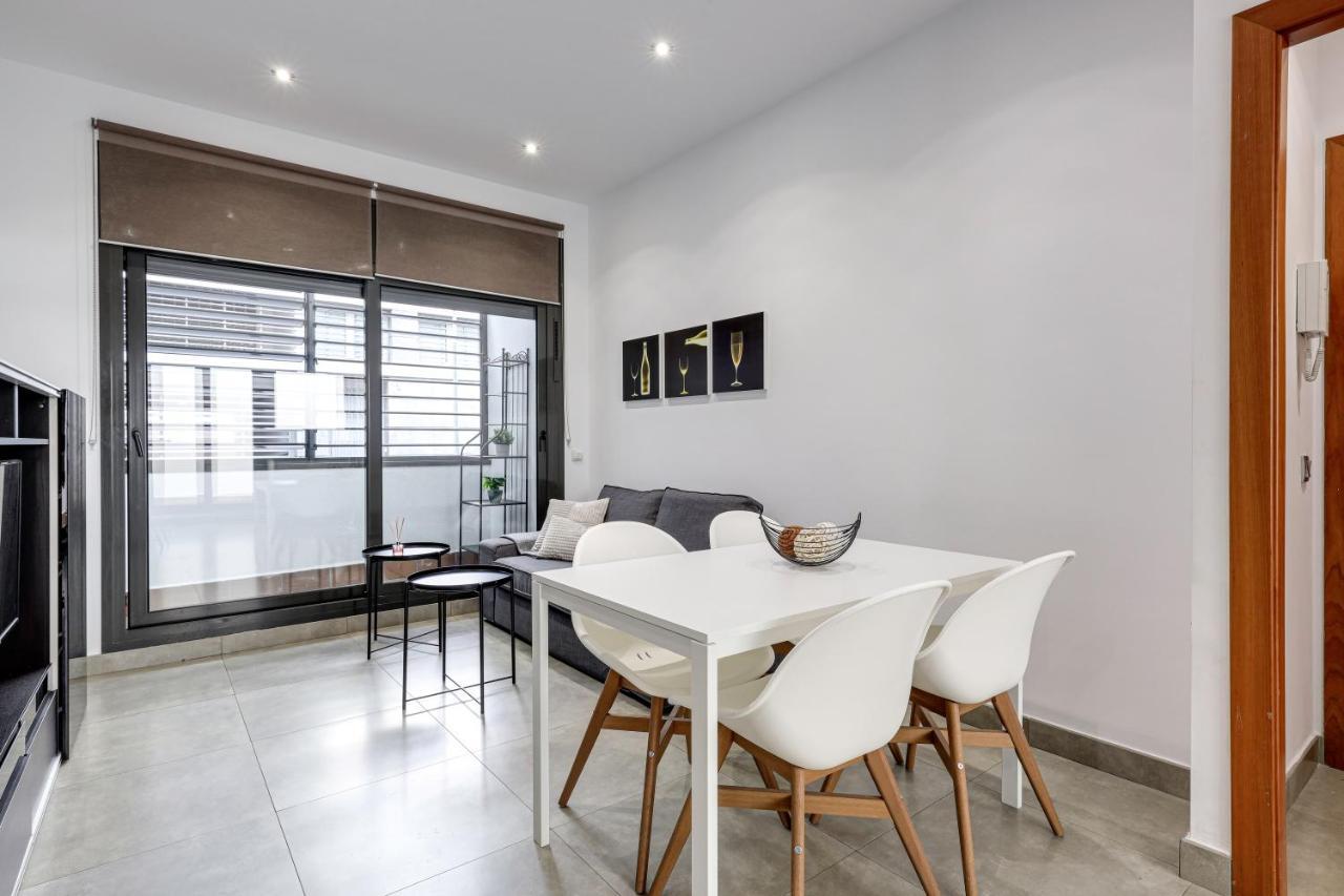 Urban Flats Vallirana บาร์เซโลนา ภายนอก รูปภาพ