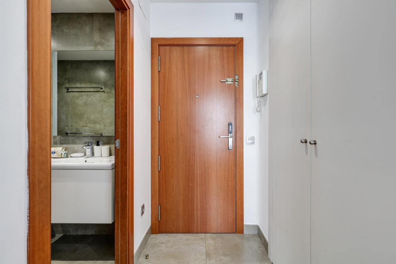 Urban Flats Vallirana บาร์เซโลนา ภายนอก รูปภาพ