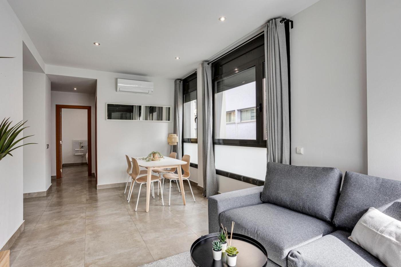 Urban Flats Vallirana บาร์เซโลนา ภายนอก รูปภาพ