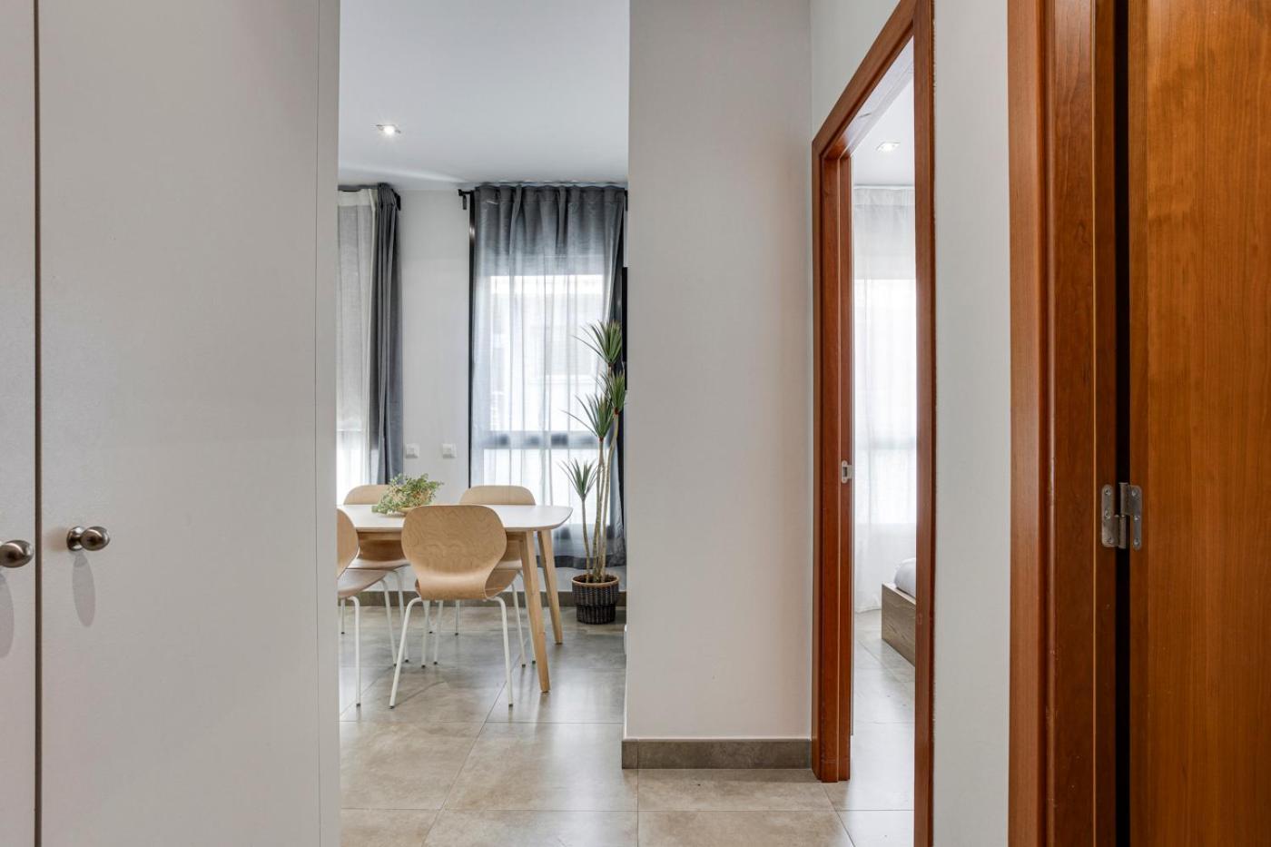 Urban Flats Vallirana บาร์เซโลนา ภายนอก รูปภาพ