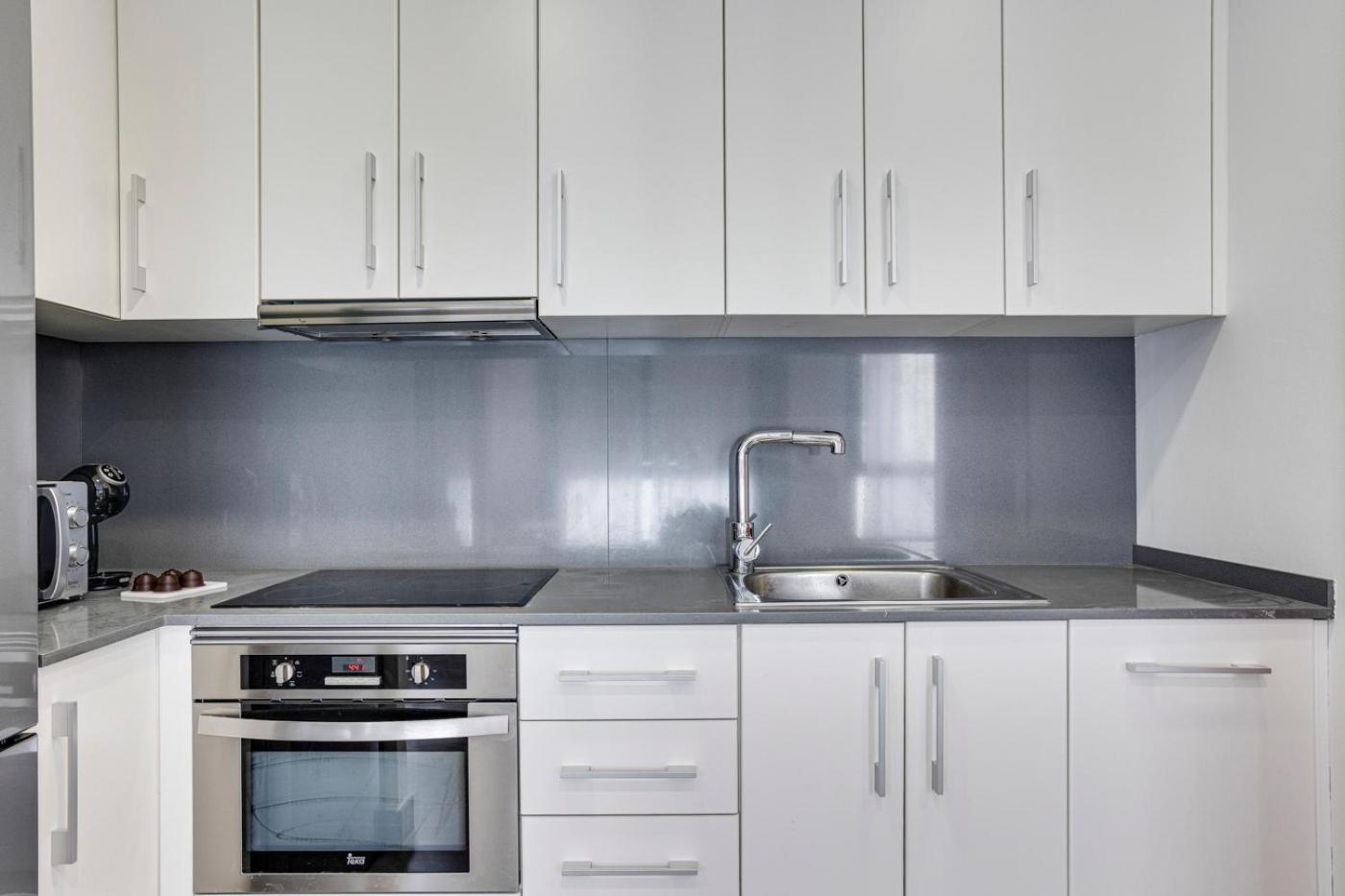 Urban Flats Vallirana บาร์เซโลนา ภายนอก รูปภาพ