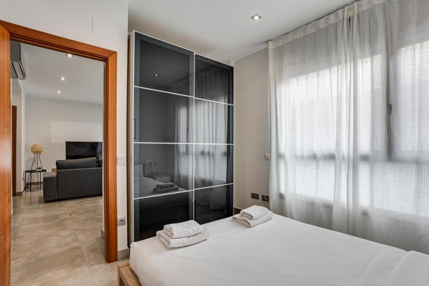 Urban Flats Vallirana บาร์เซโลนา ภายนอก รูปภาพ